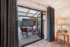 Feature Bi-Folds- click for photo gallery
